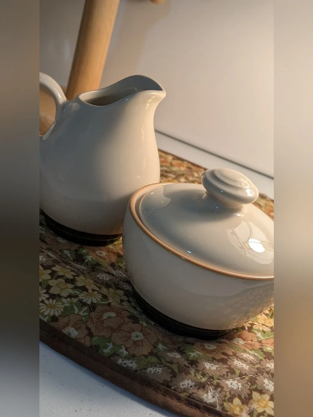 Vintage Pfaltzgraff  Sugar Bowl&  Creamer Stoneware EUC